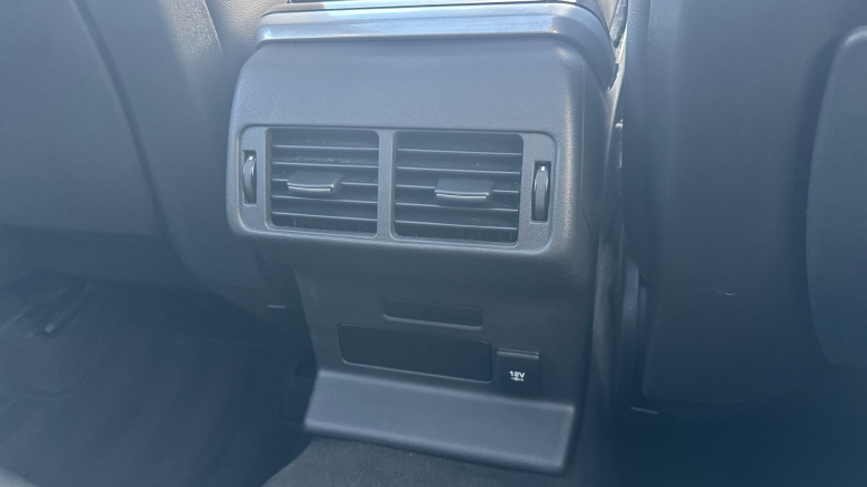 Land Rover Range Rover Velar 2.0 D200 SE 5dr Auto Diesel Estate